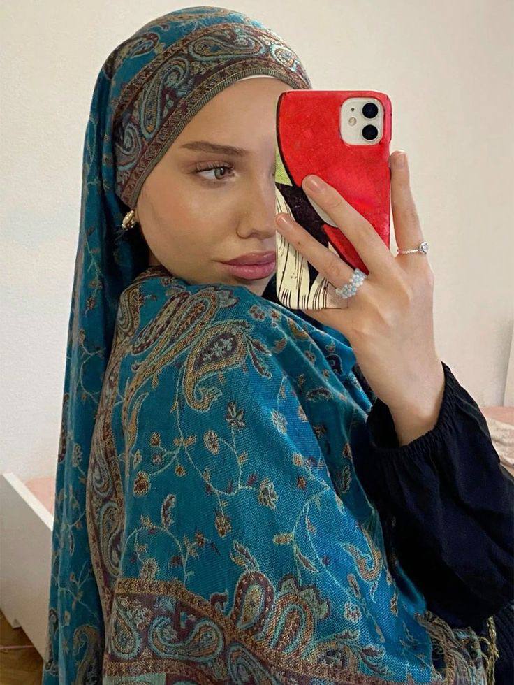 PASHMINA BLOOM
